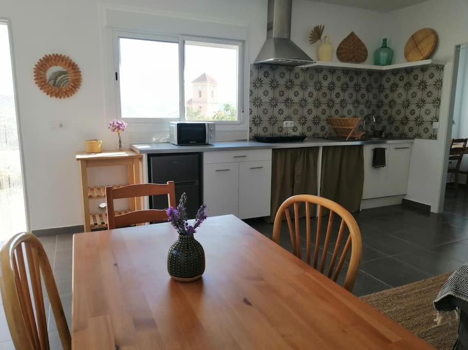 Holiday home Casa Jardin. Vivienda Rural En Zona Tranquila. *