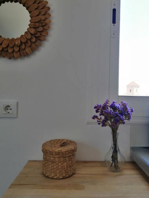 Casa Jardin. Vivienda Rural En Zona Tranquila. *